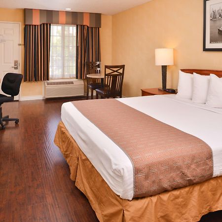Best Western Palm Garden Inn Westminster Dış mekan fotoğraf